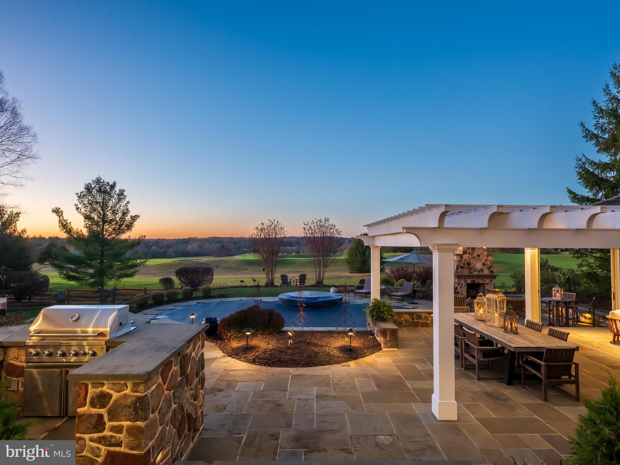 APPLEBROOK - Residential