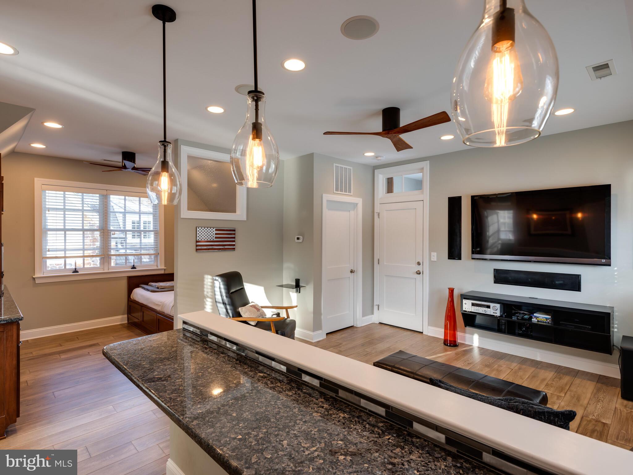 APPLEBROOK - Residential