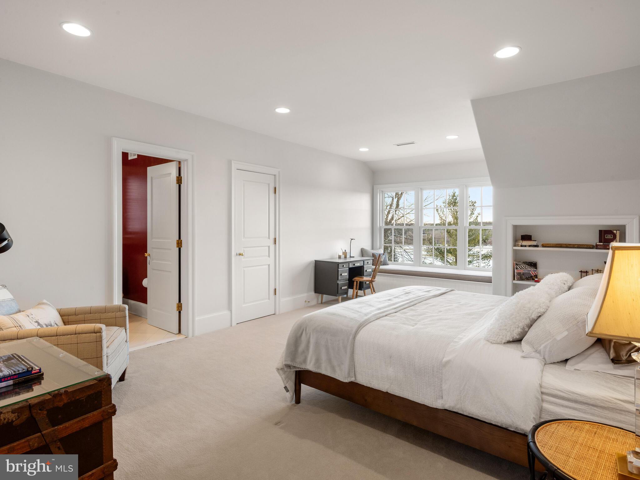 APPLEBROOK - Residential