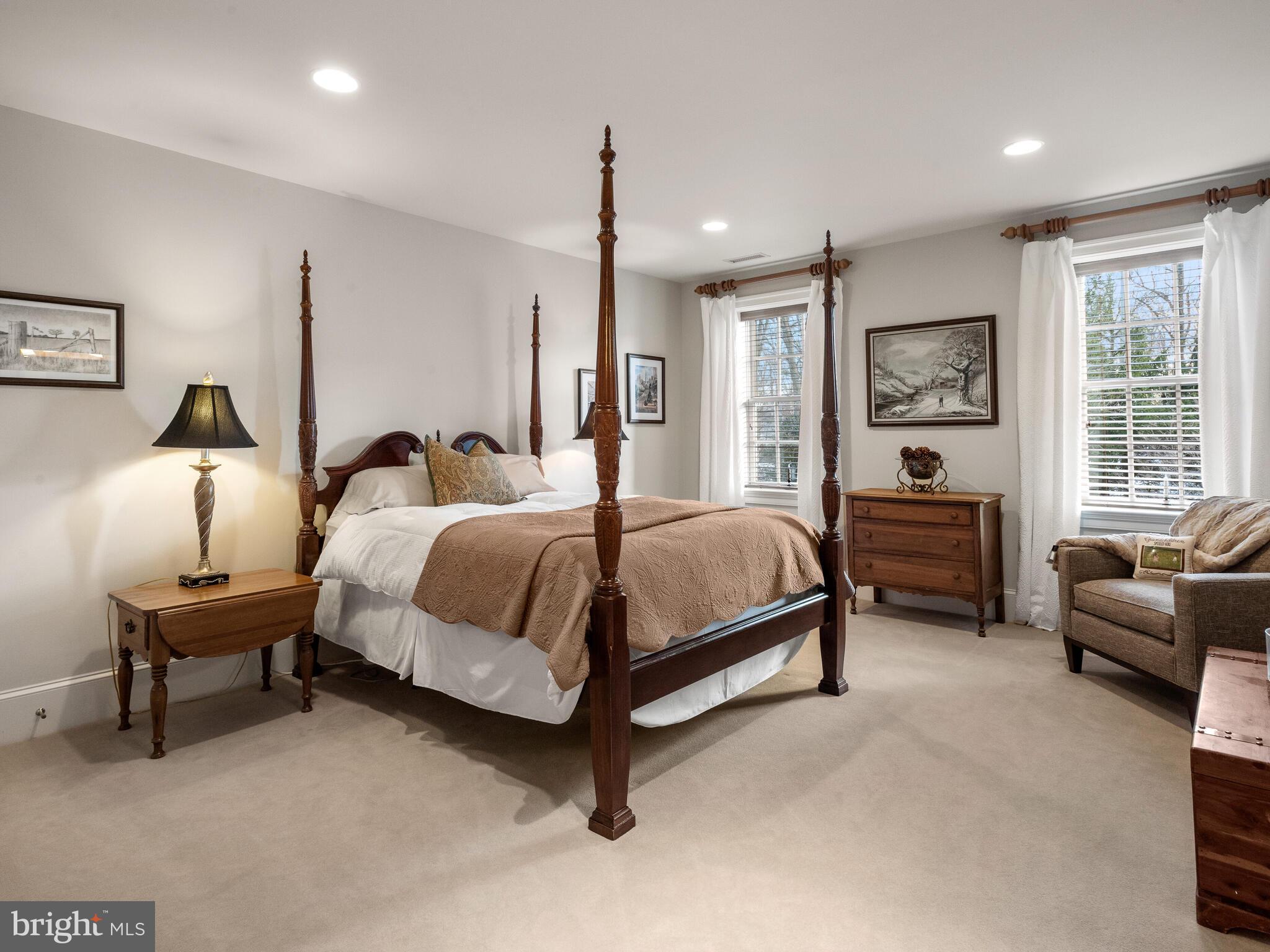APPLEBROOK - Residential