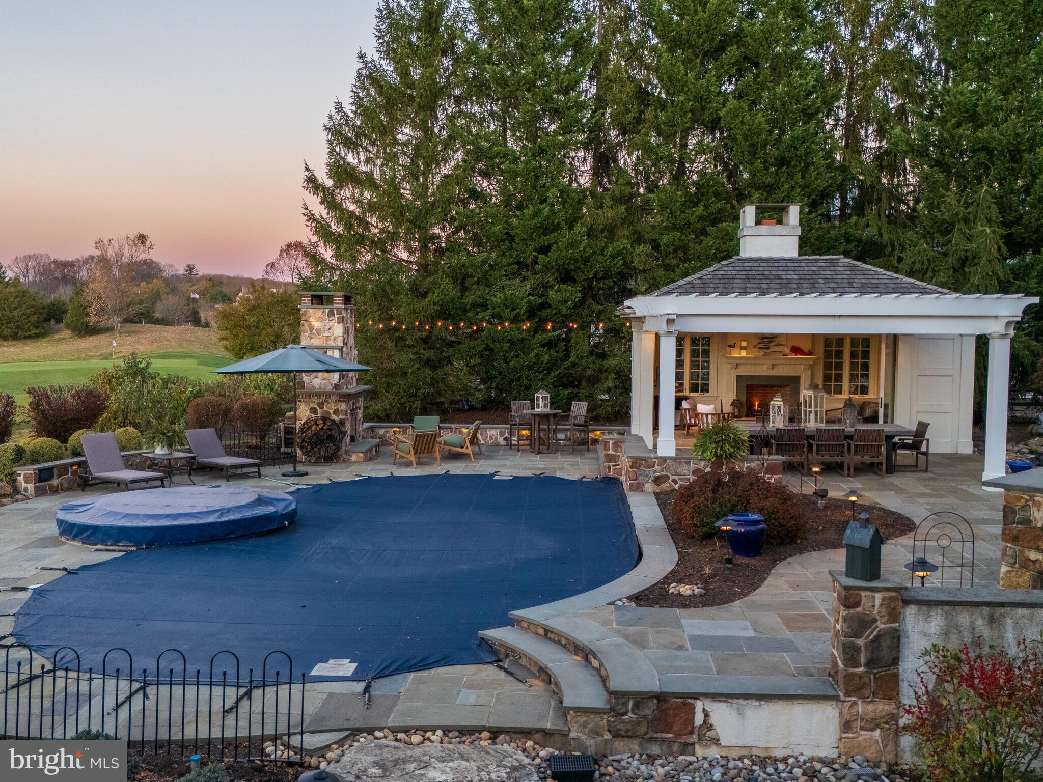 APPLEBROOK - Residential