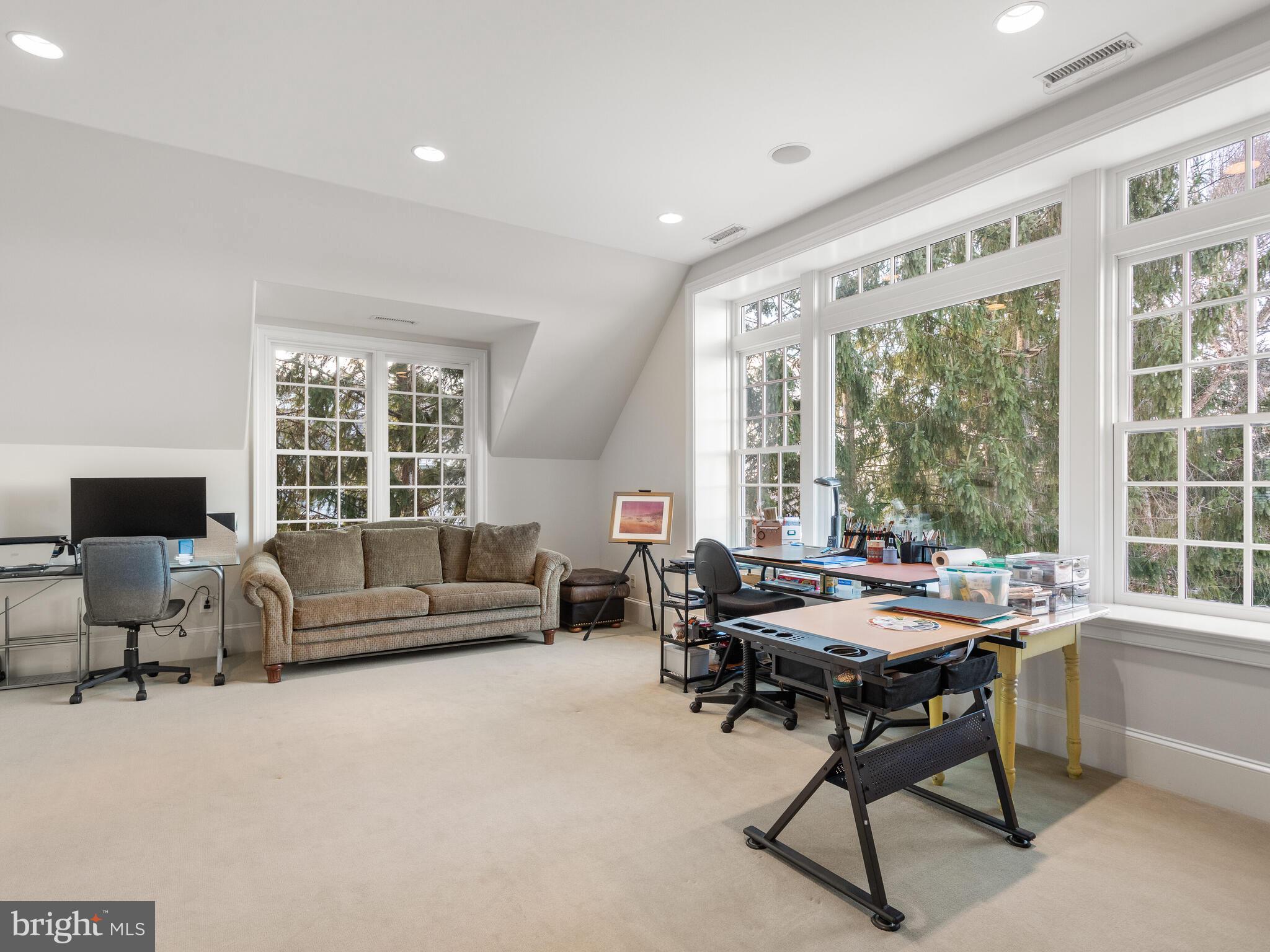 APPLEBROOK - Residential