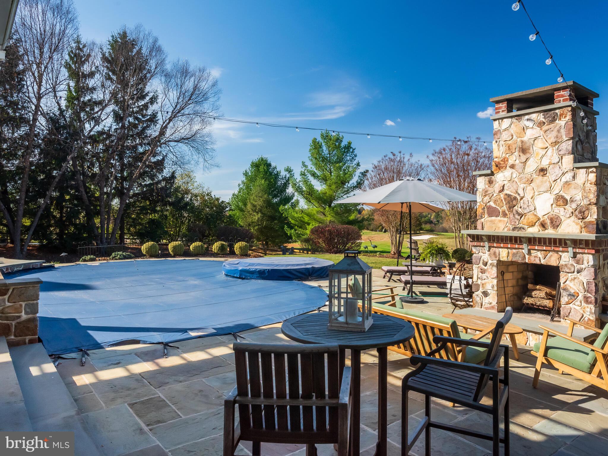 APPLEBROOK - Residential