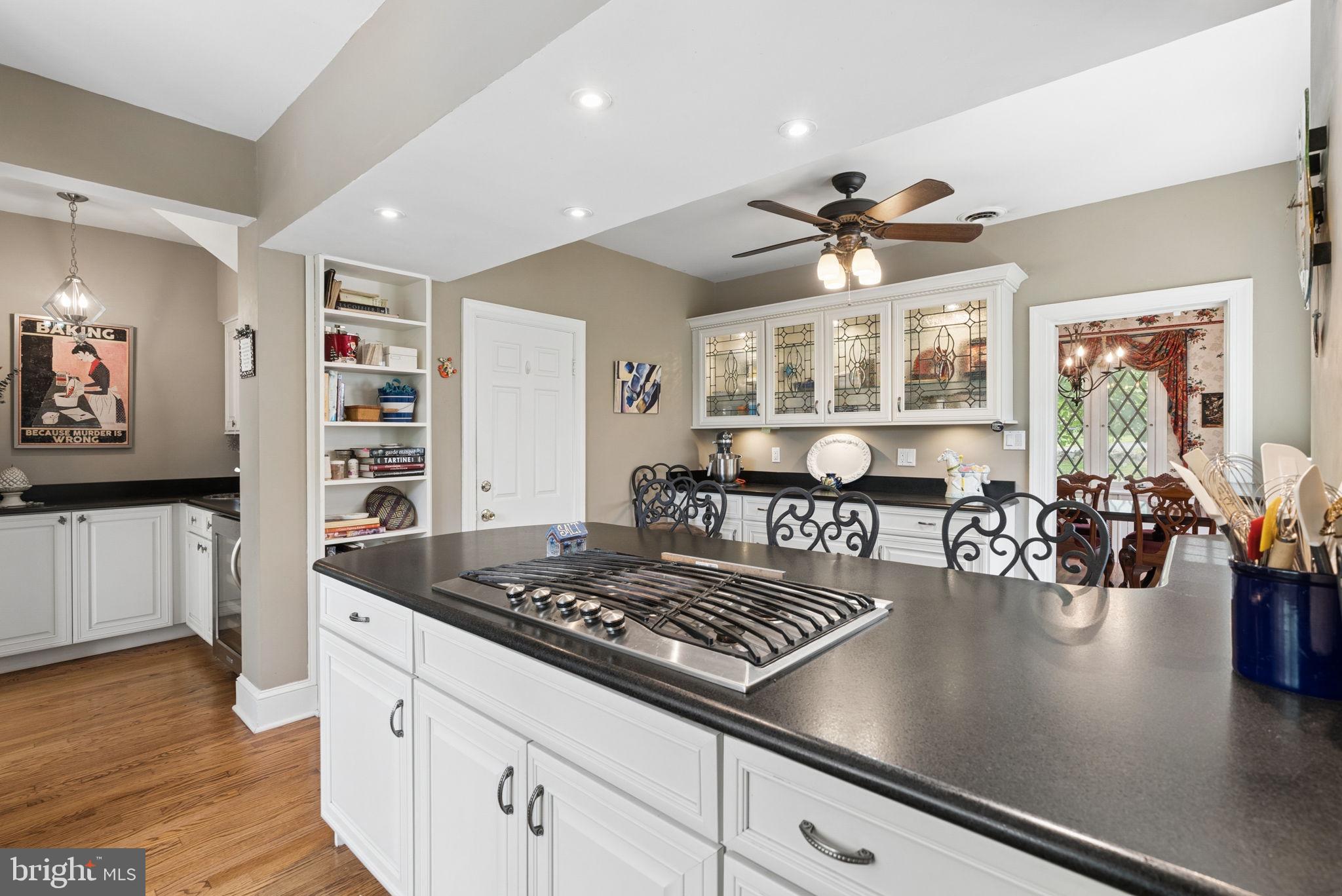 SOUTHLAND HILLS - Residential