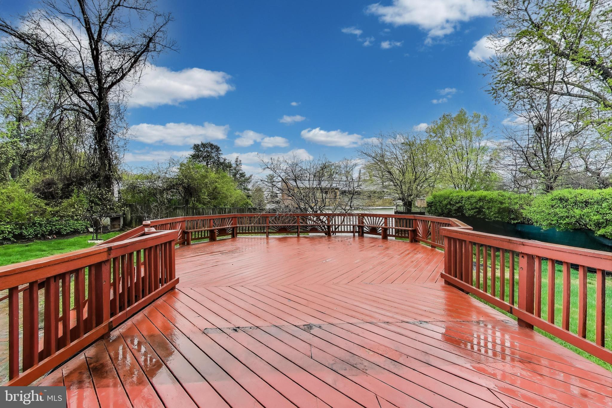 COLUMBIA PINES - Residential Lease