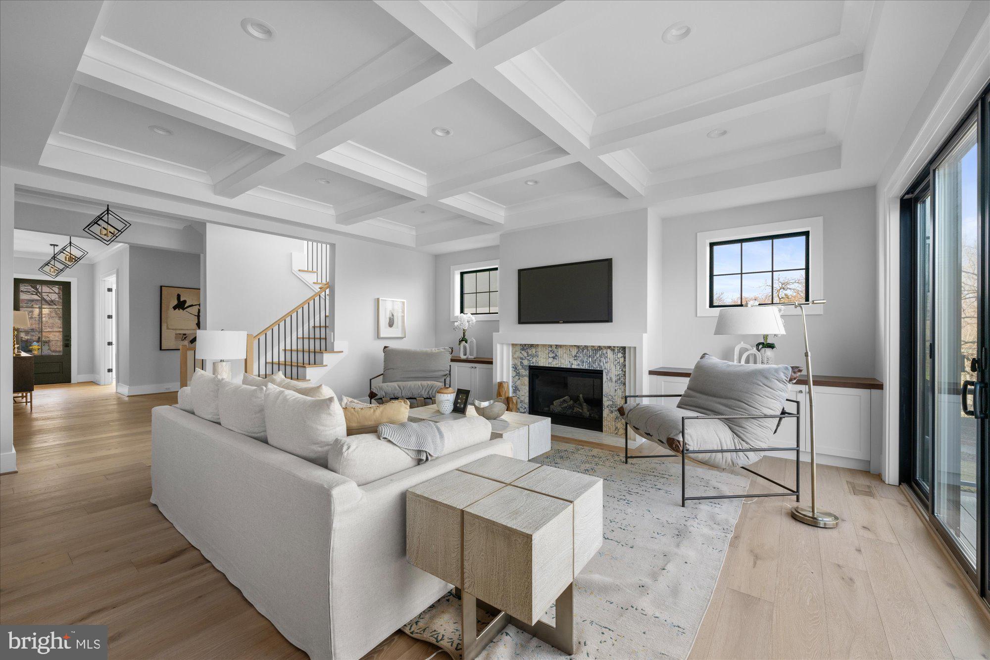 NORTH HIGHLAND - Residential