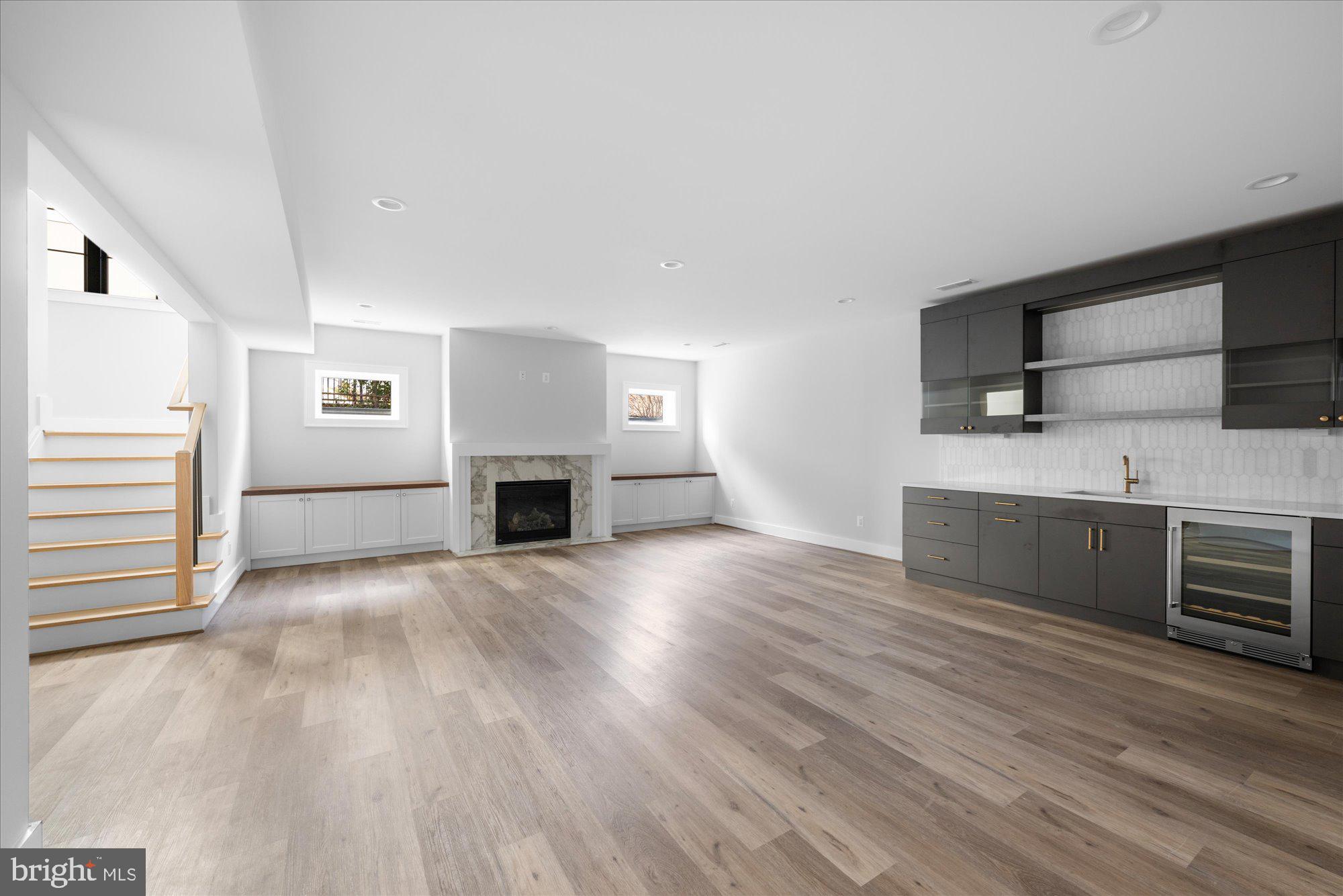 NORTH HIGHLAND - Residential