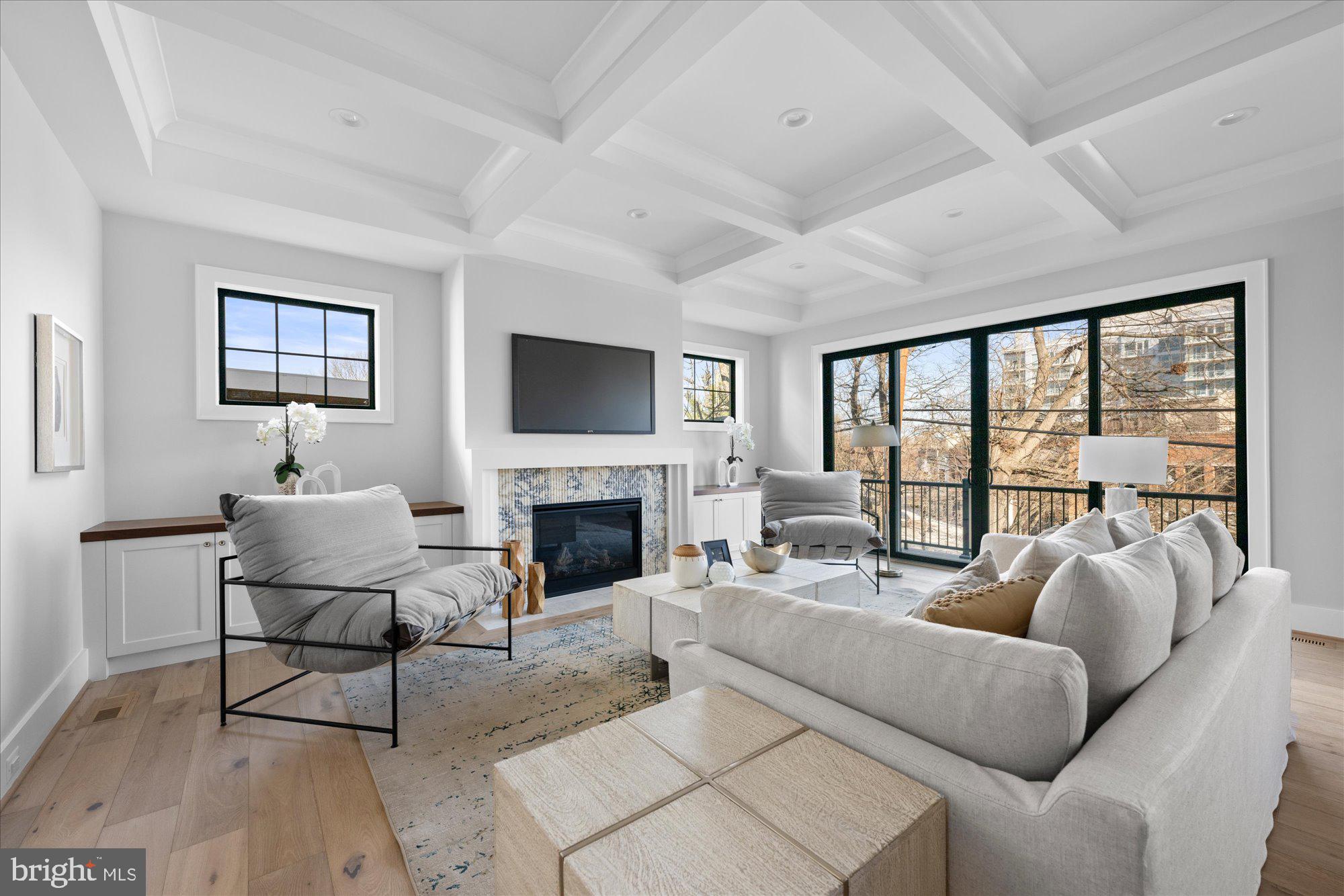 NORTH HIGHLAND - Residential