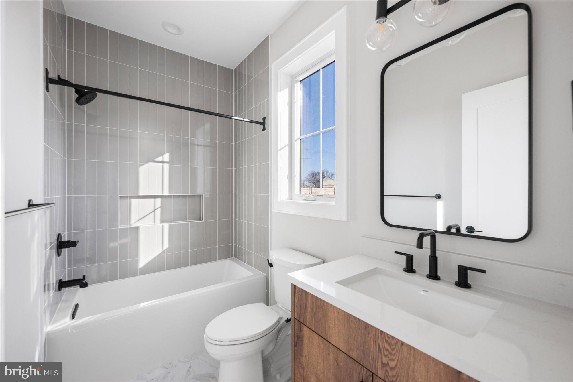 NORTH HIGHLAND - Residential
