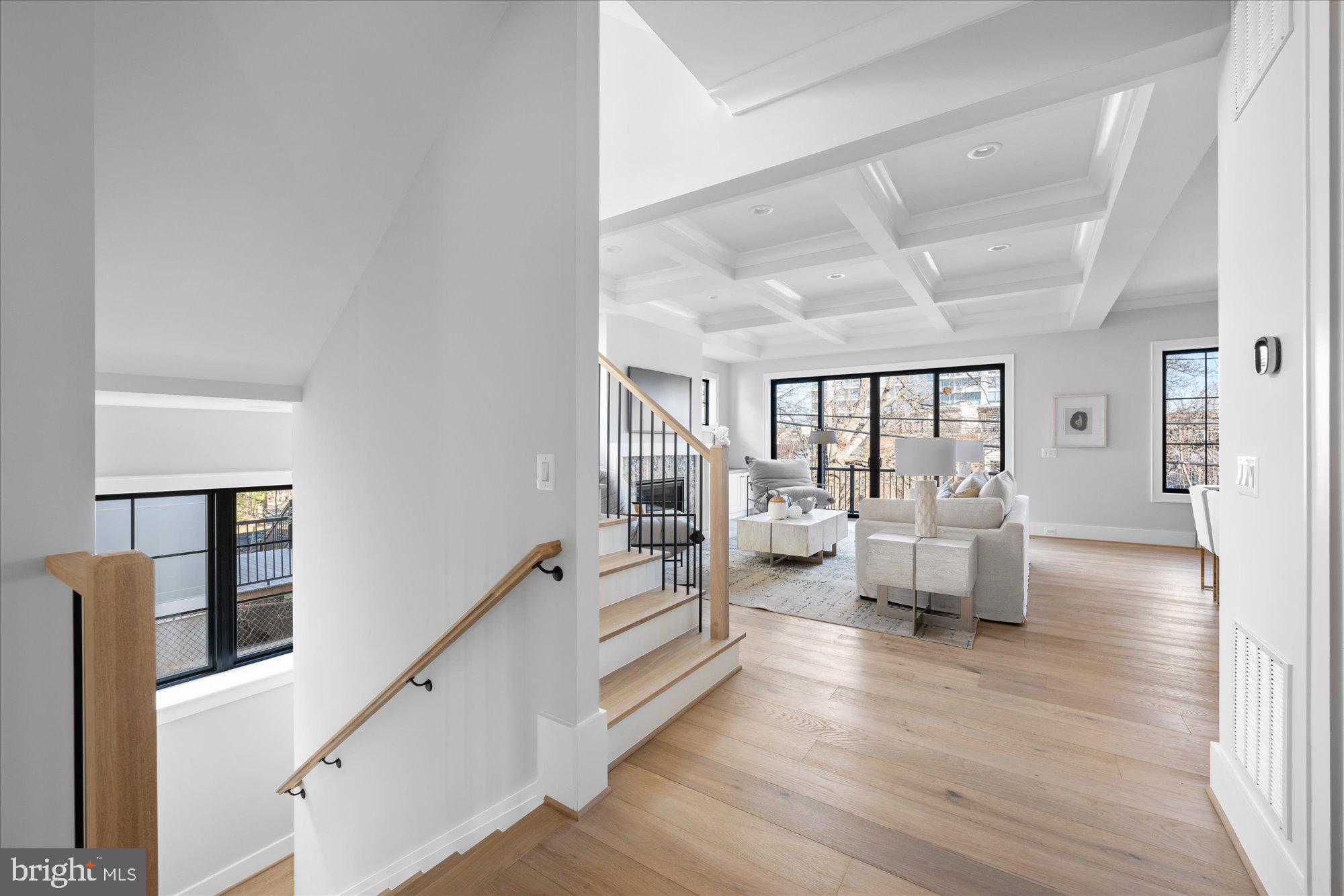 NORTH HIGHLAND - Residential