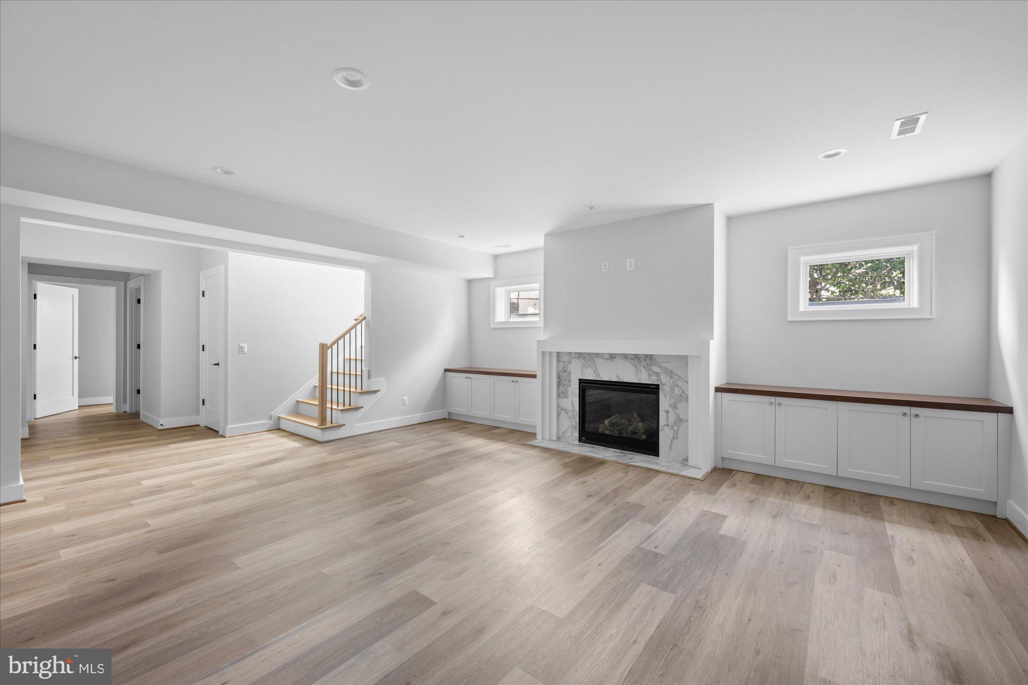 NORTH HIGHLAND - Residential