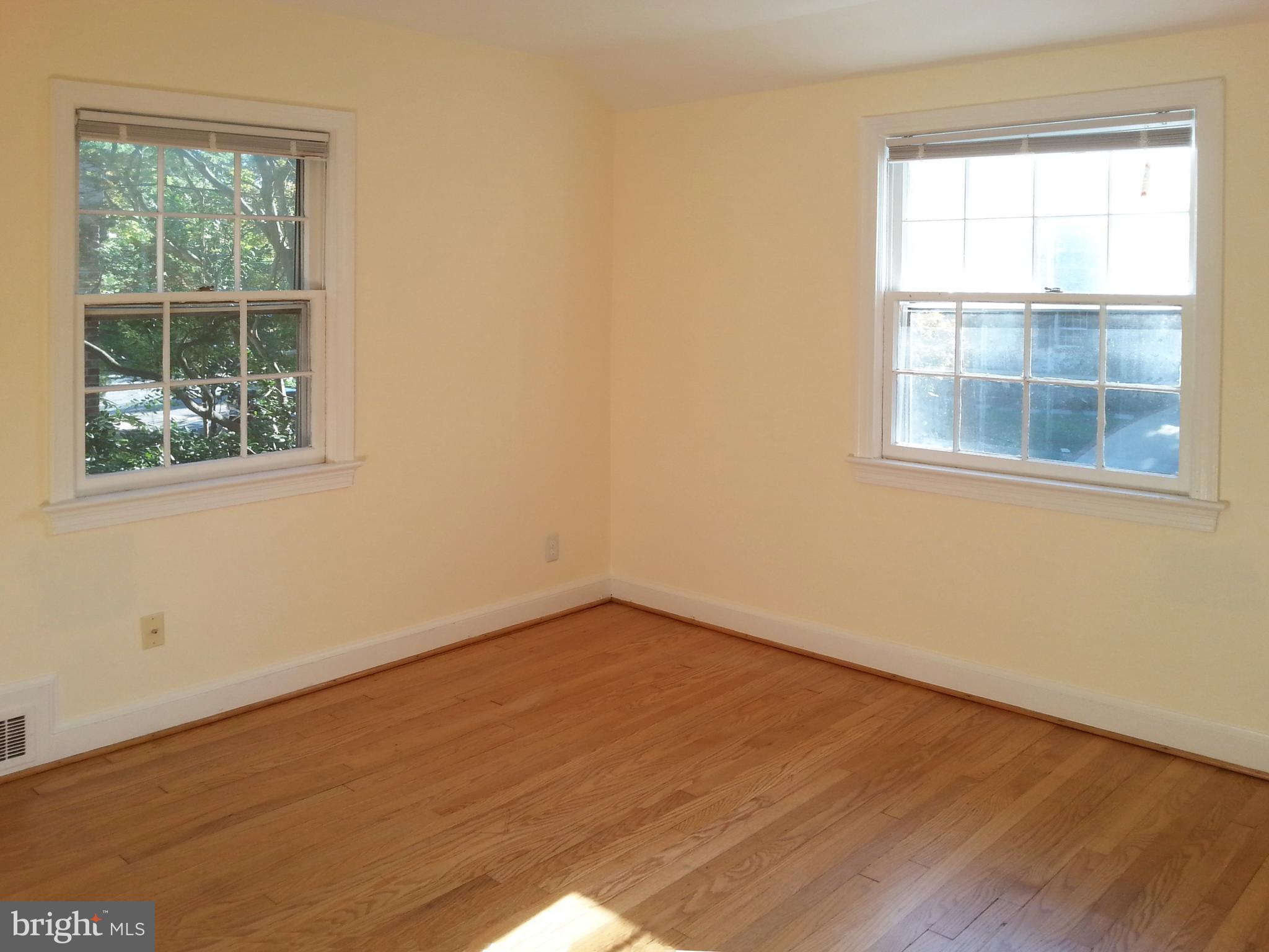 CLEVELAND PARK - Residential