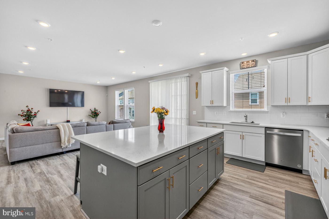SCOTLAND HEIGHTS - Residential