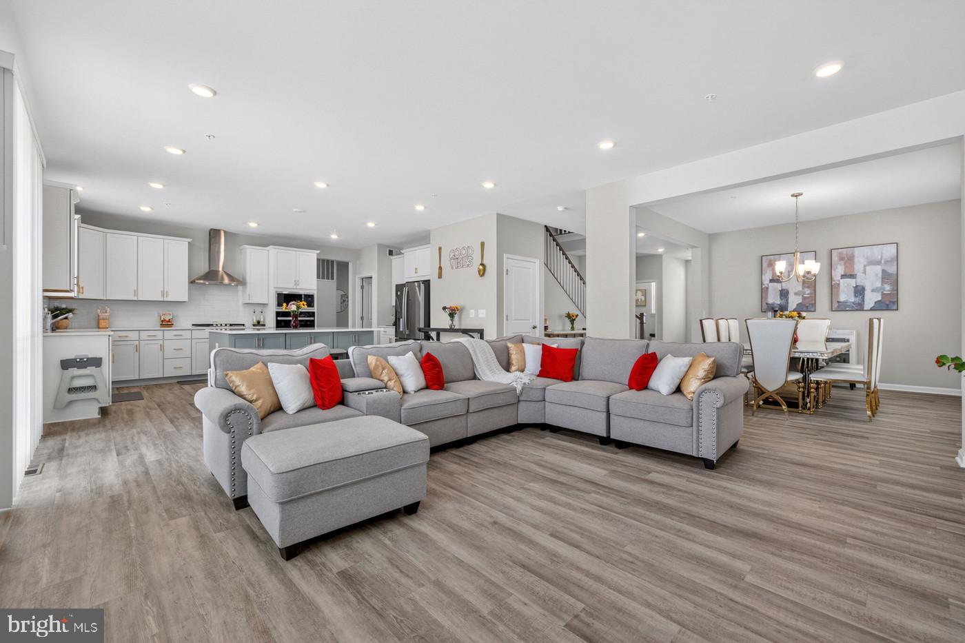 SCOTLAND HEIGHTS - Residential