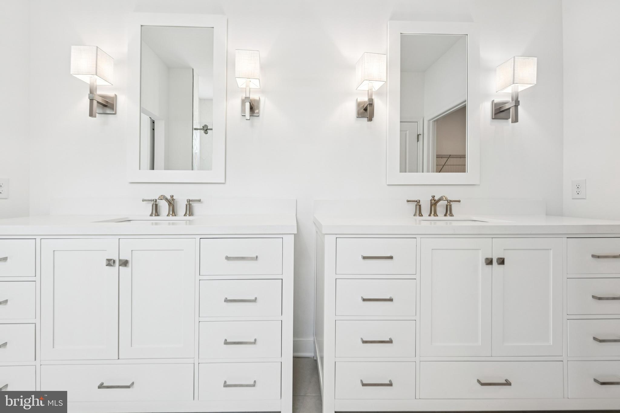 FOUR SEASONS AT EASTON - Residential
