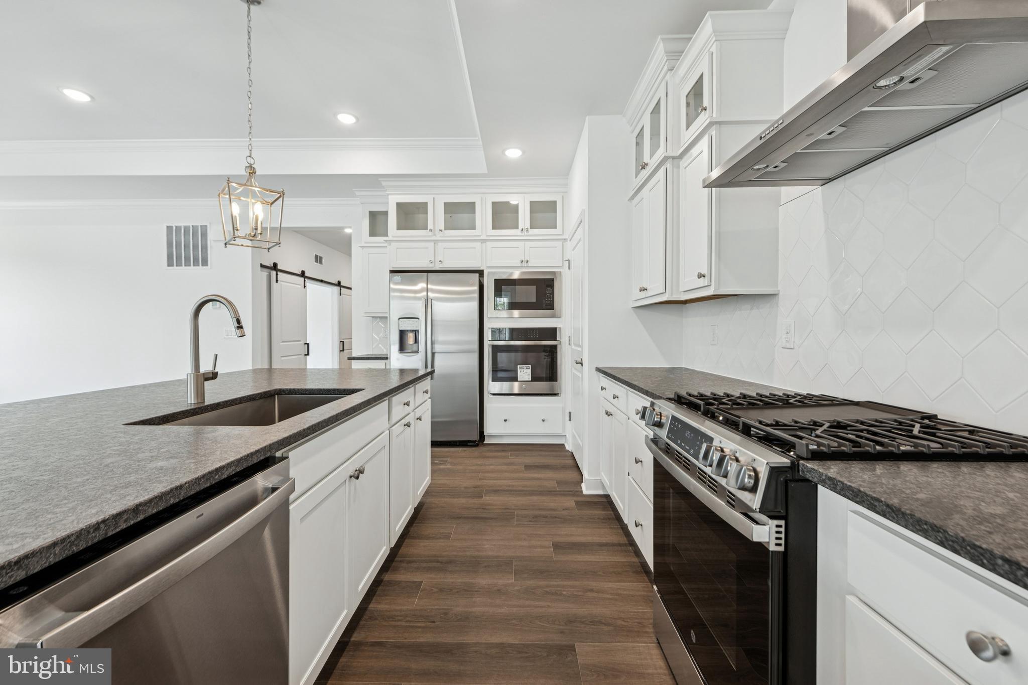 FOUR SEASONS AT EASTON - Residential