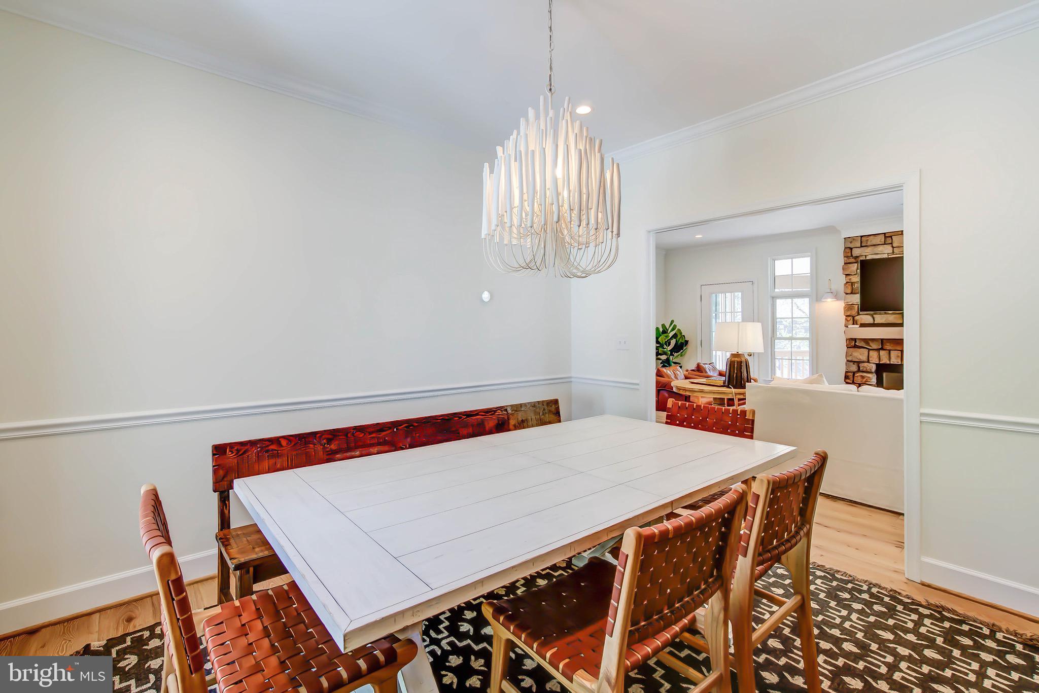 LEE RIDGE - Residential