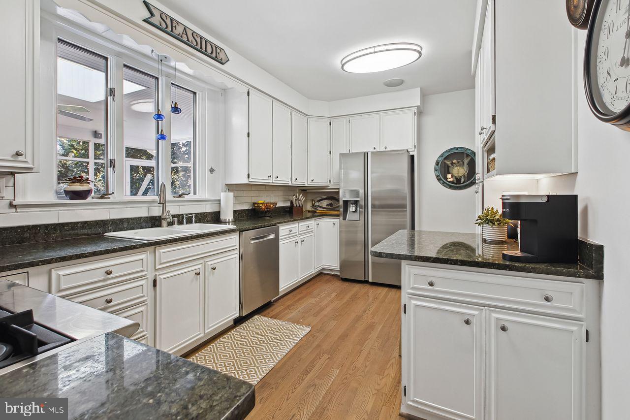 MURRAY HILL - Residential