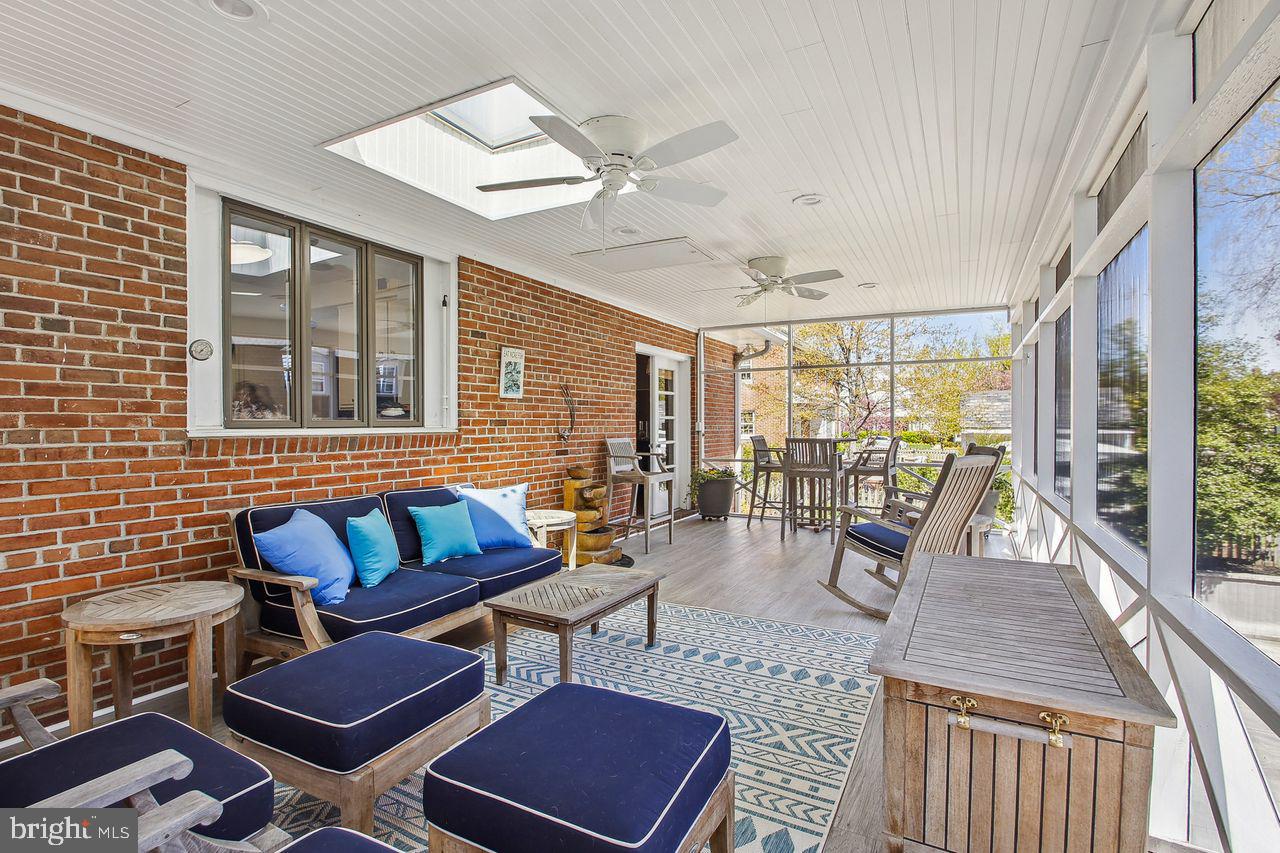 MURRAY HILL - Residential