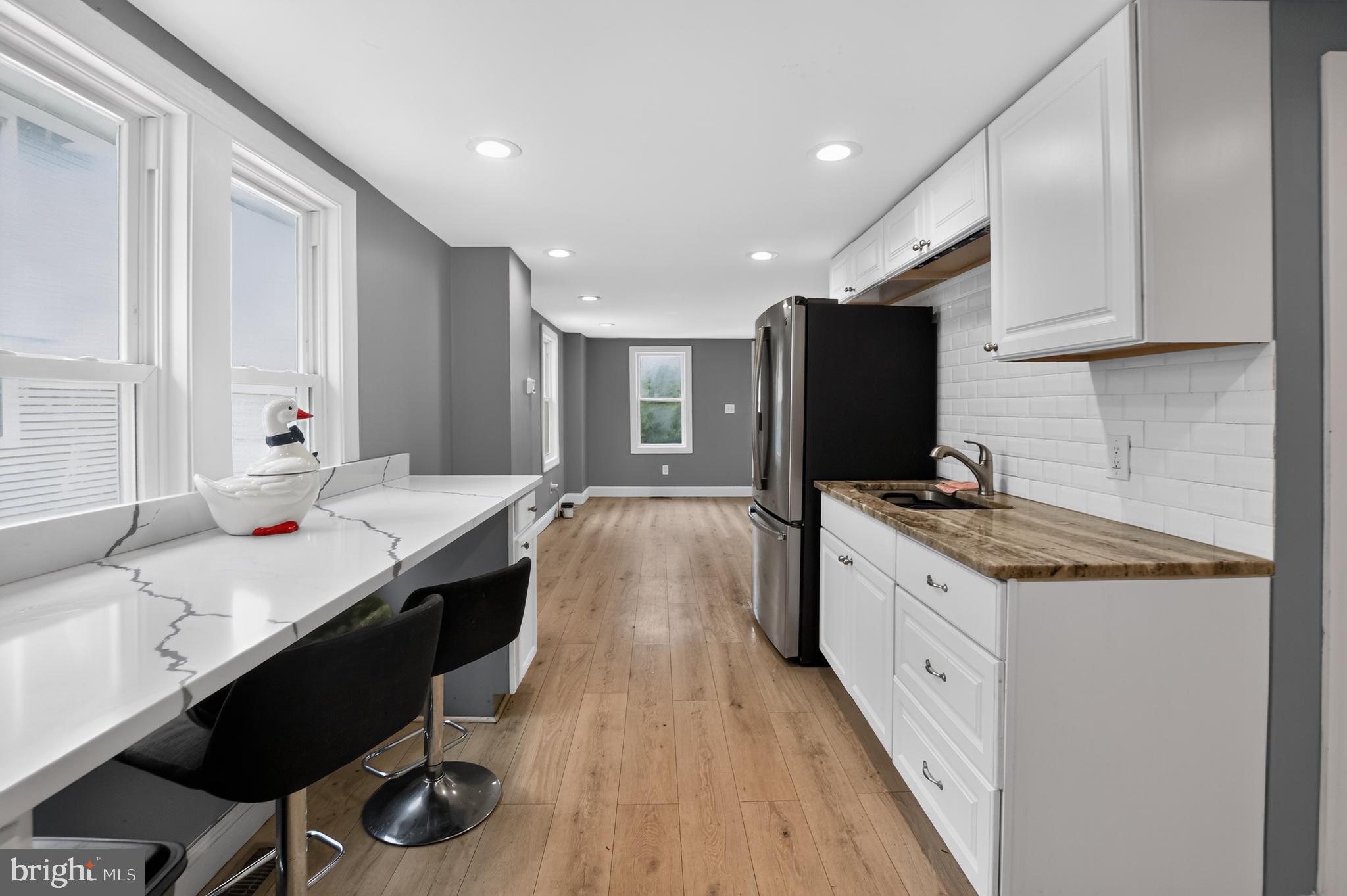 DOUGLASSVILLE - Residential