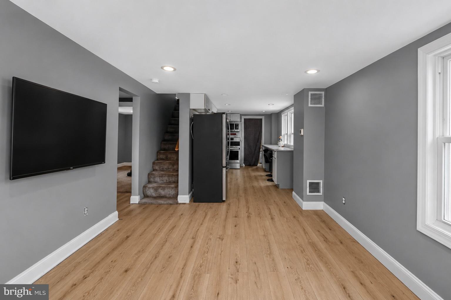 DOUGLASSVILLE - Residential