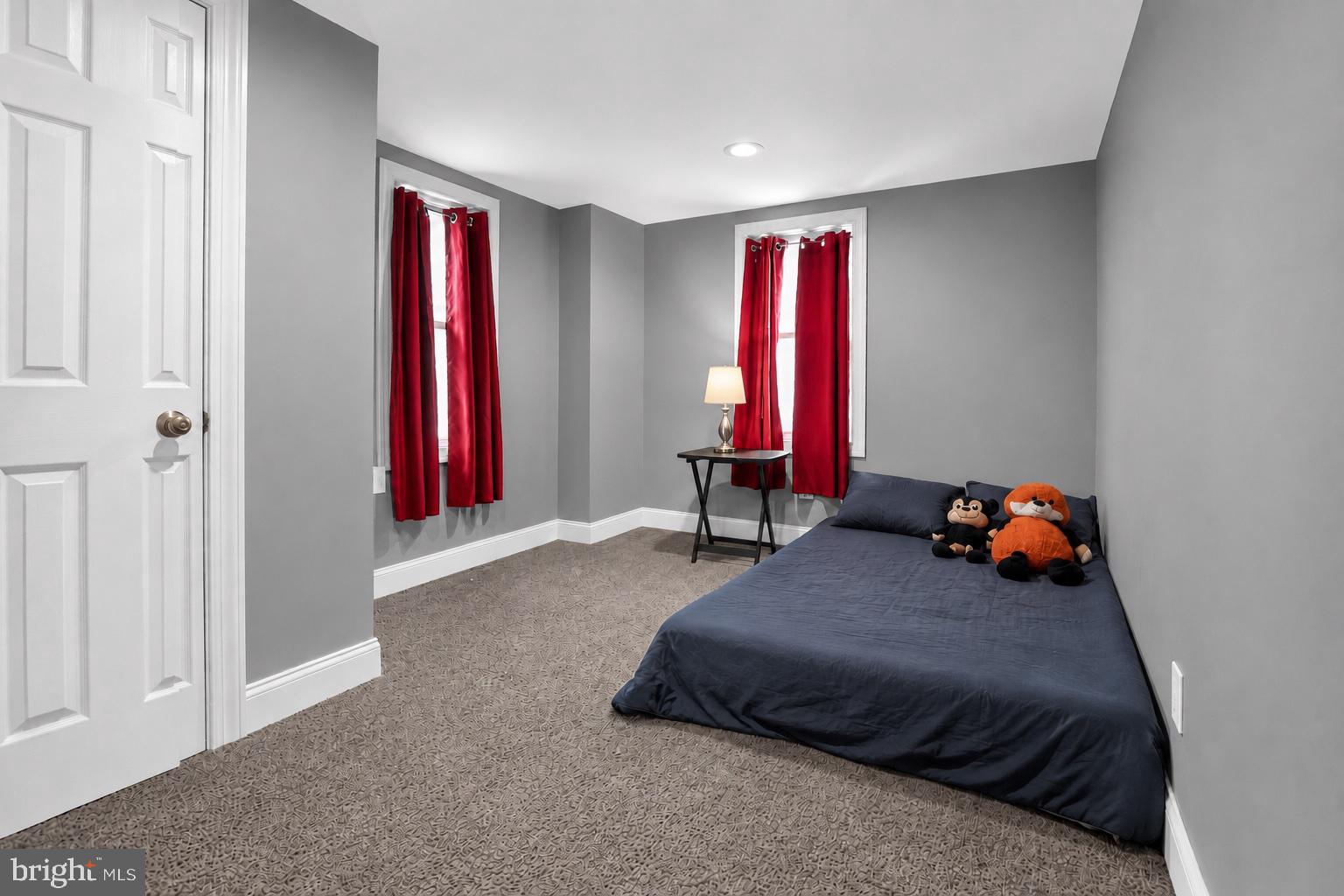 DOUGLASSVILLE - Residential