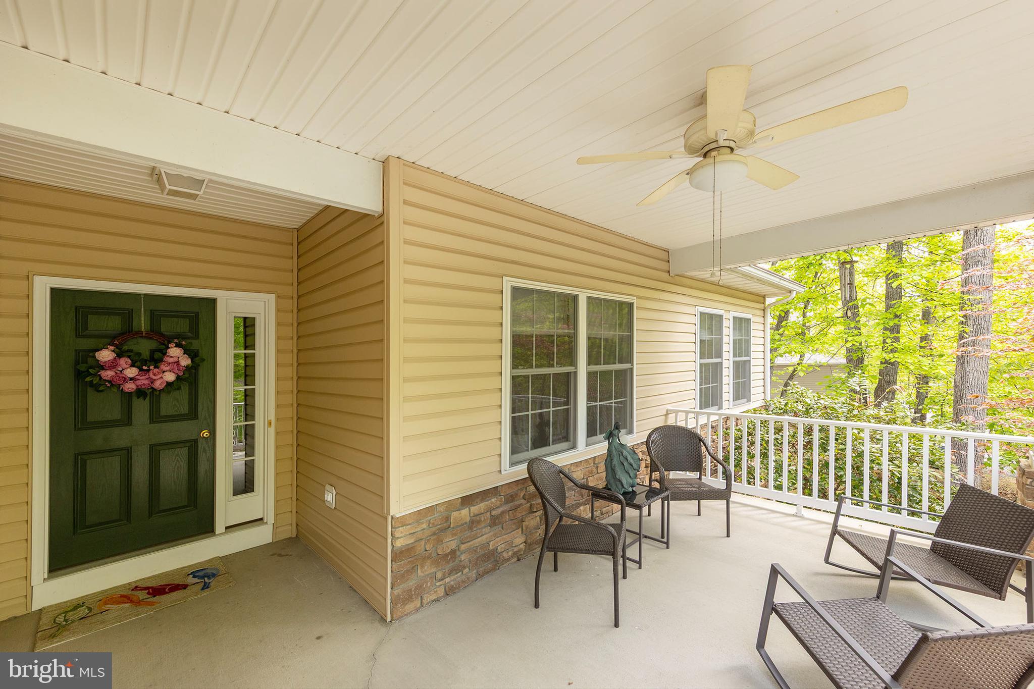LAKE HOLIDAY ESTATES - Residential
