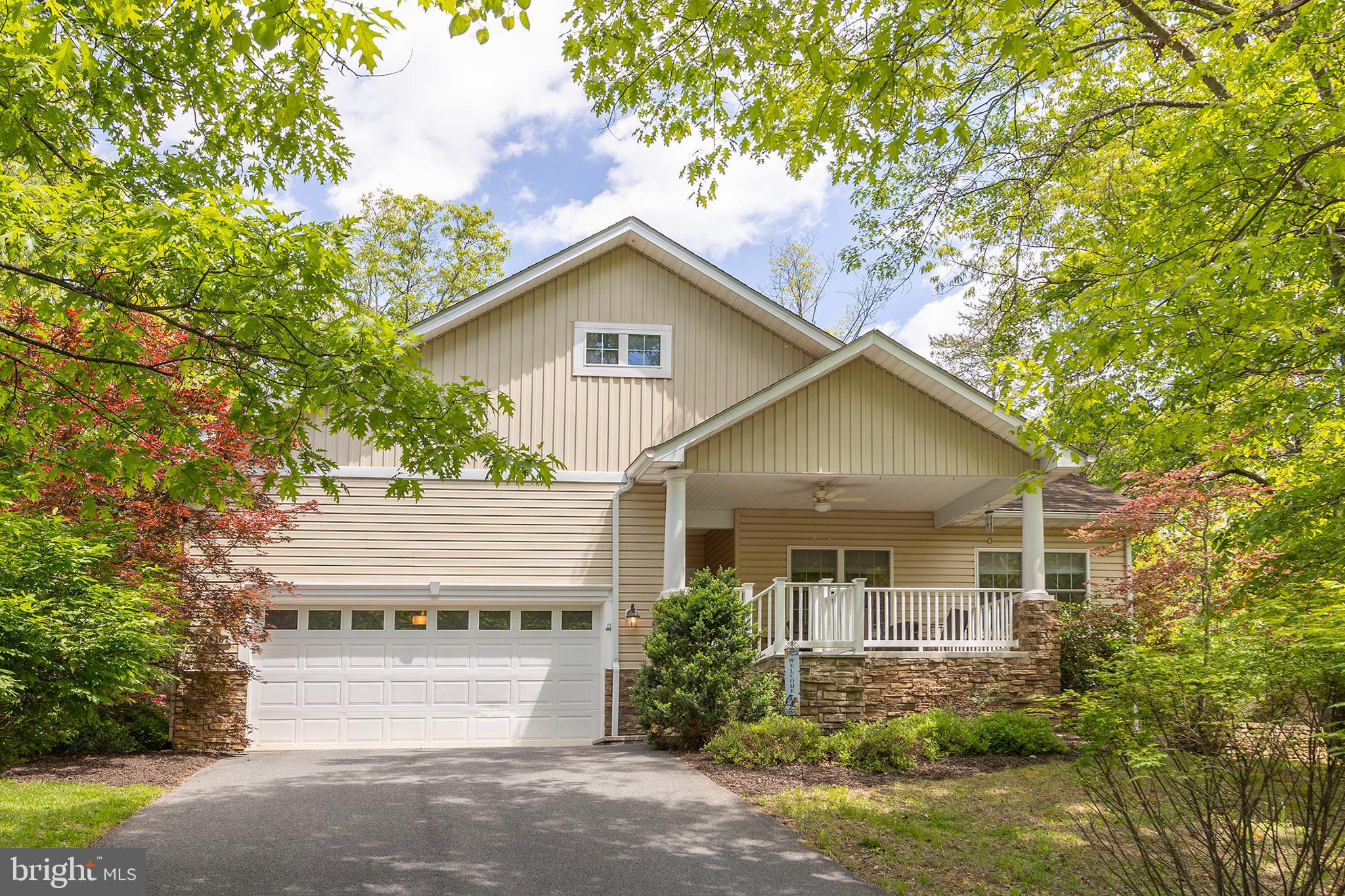LAKE HOLIDAY ESTATES - Residential