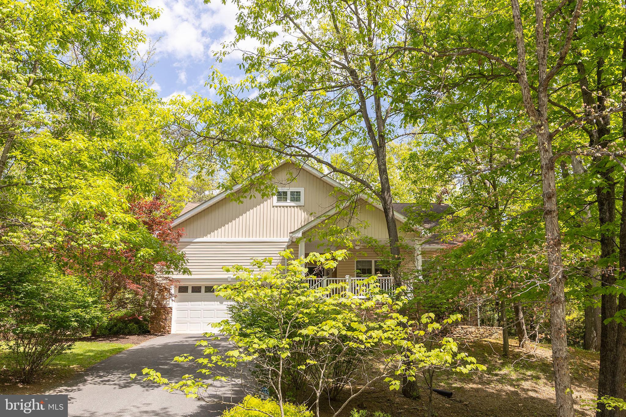 LAKE HOLIDAY ESTATES - Residential