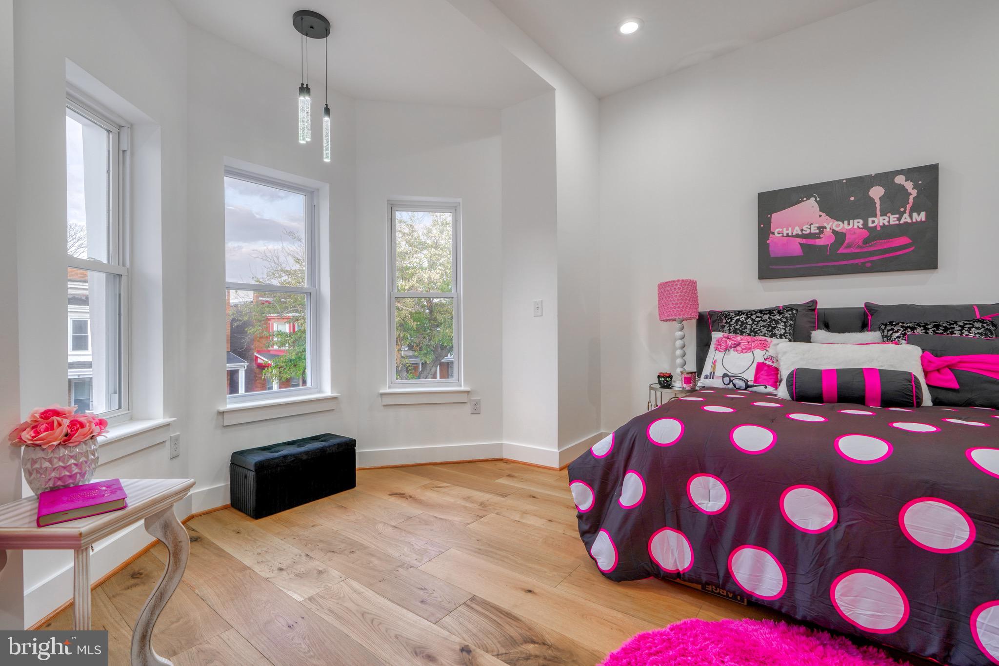 RESERVOIR HILL - Residential