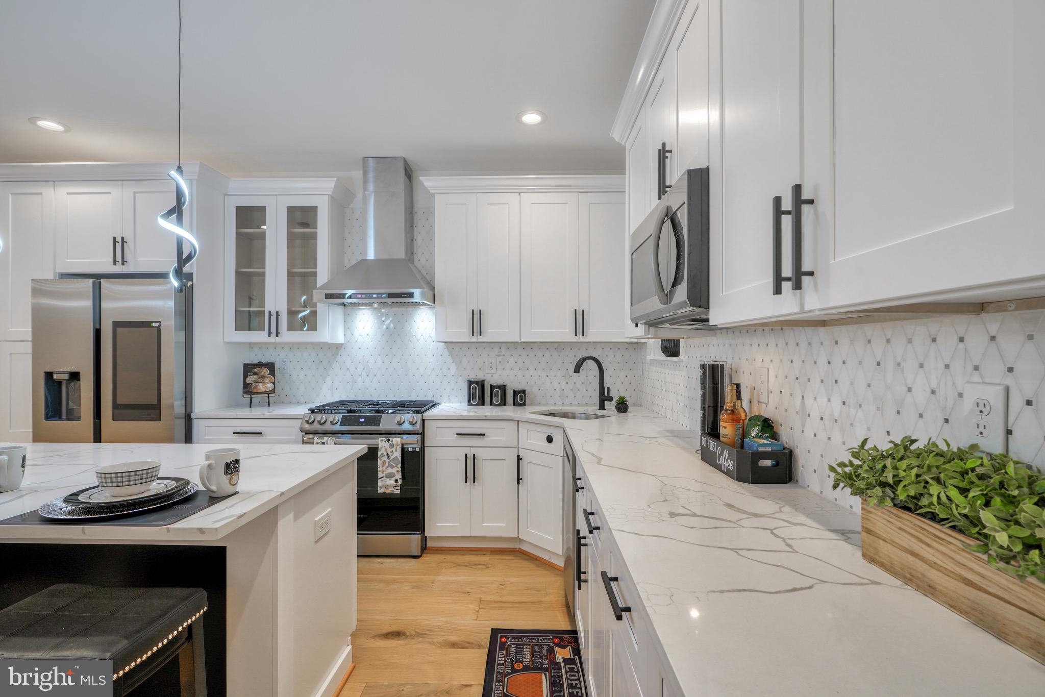 RESERVOIR HILL - Residential