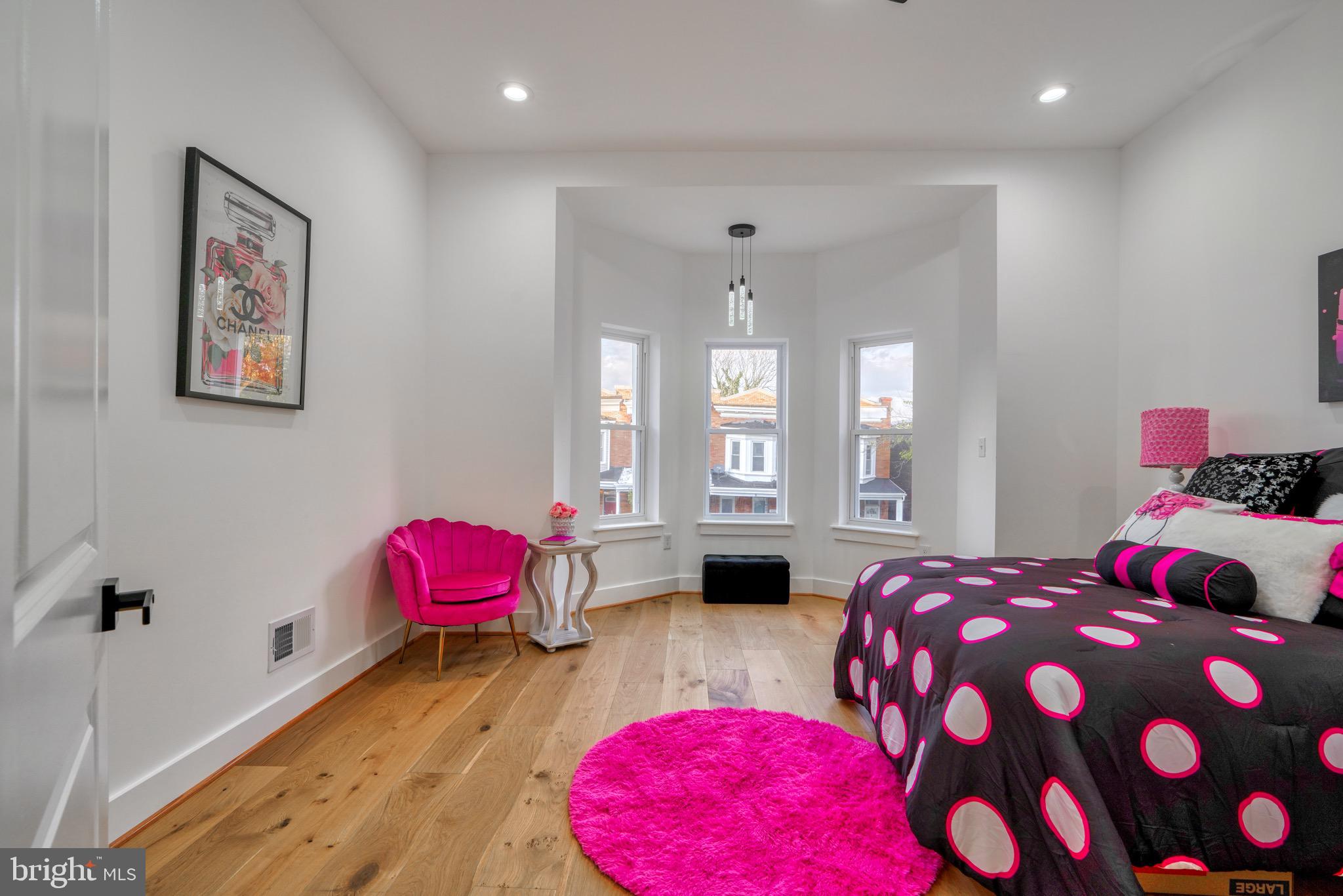 RESERVOIR HILL - Residential