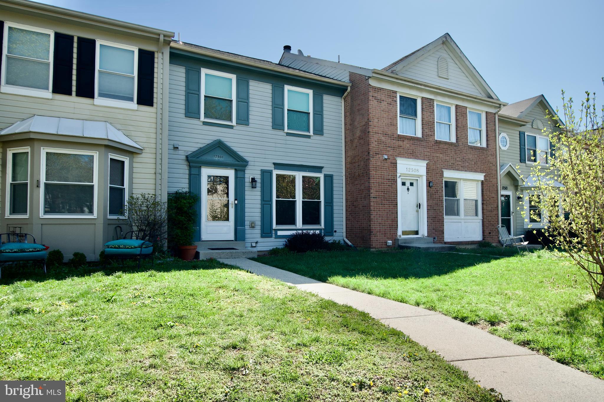 GUNNERS LAKE VILLAGE - Residential