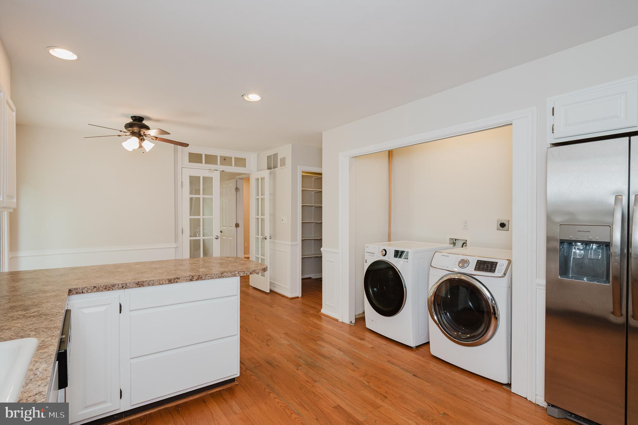 SPRINGDALE - Residential