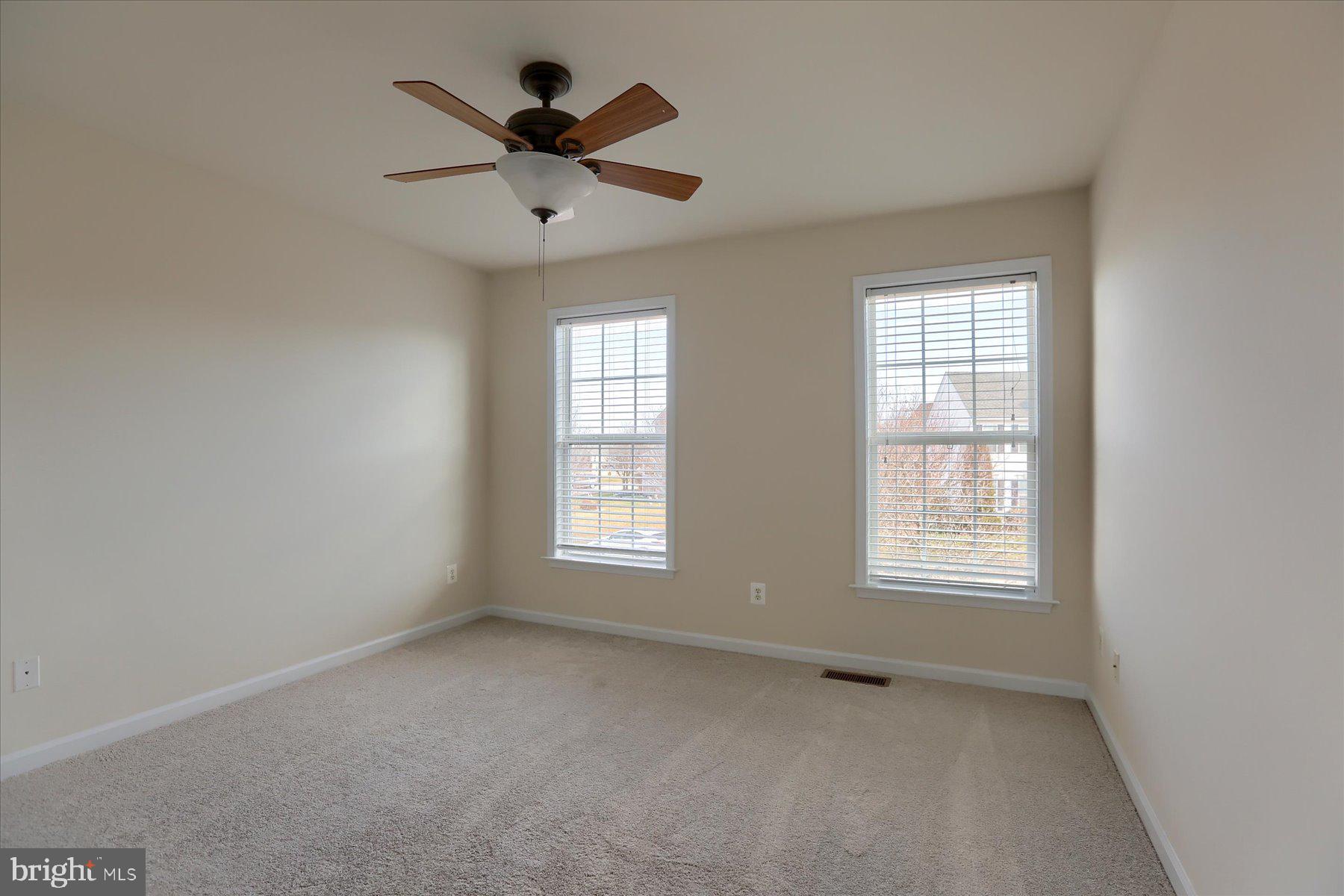 HOLLY HILLS - Residential