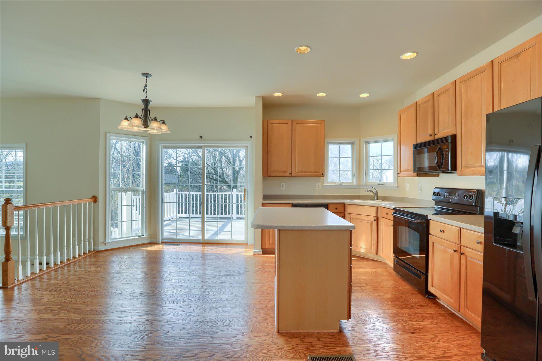HOLLY HILLS - Residential