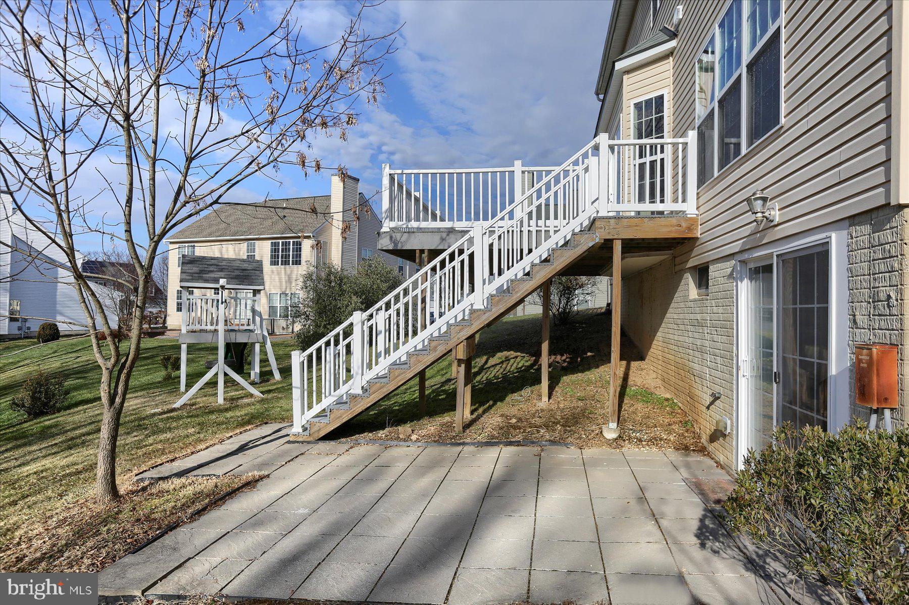 HOLLY HILLS - Residential