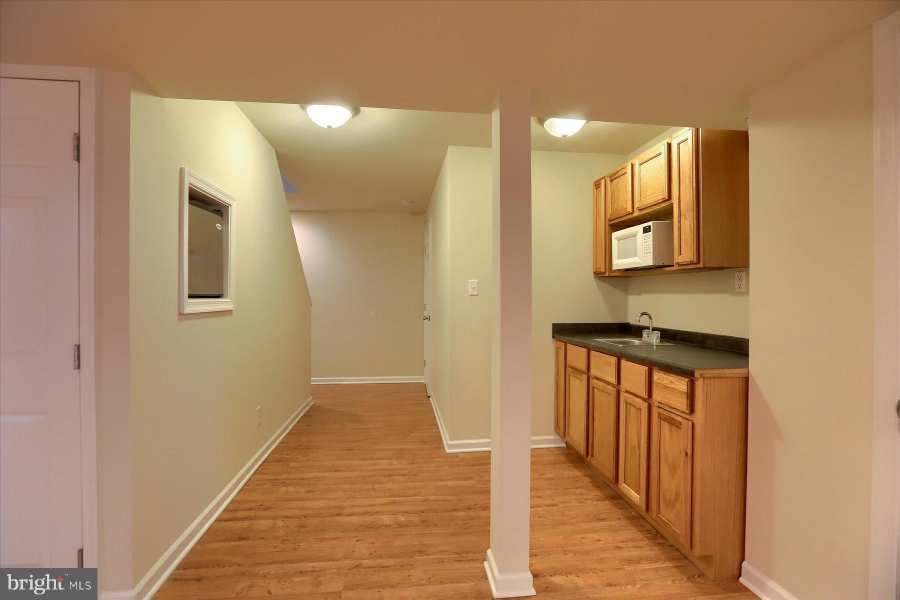 HOLLY HILLS - Residential