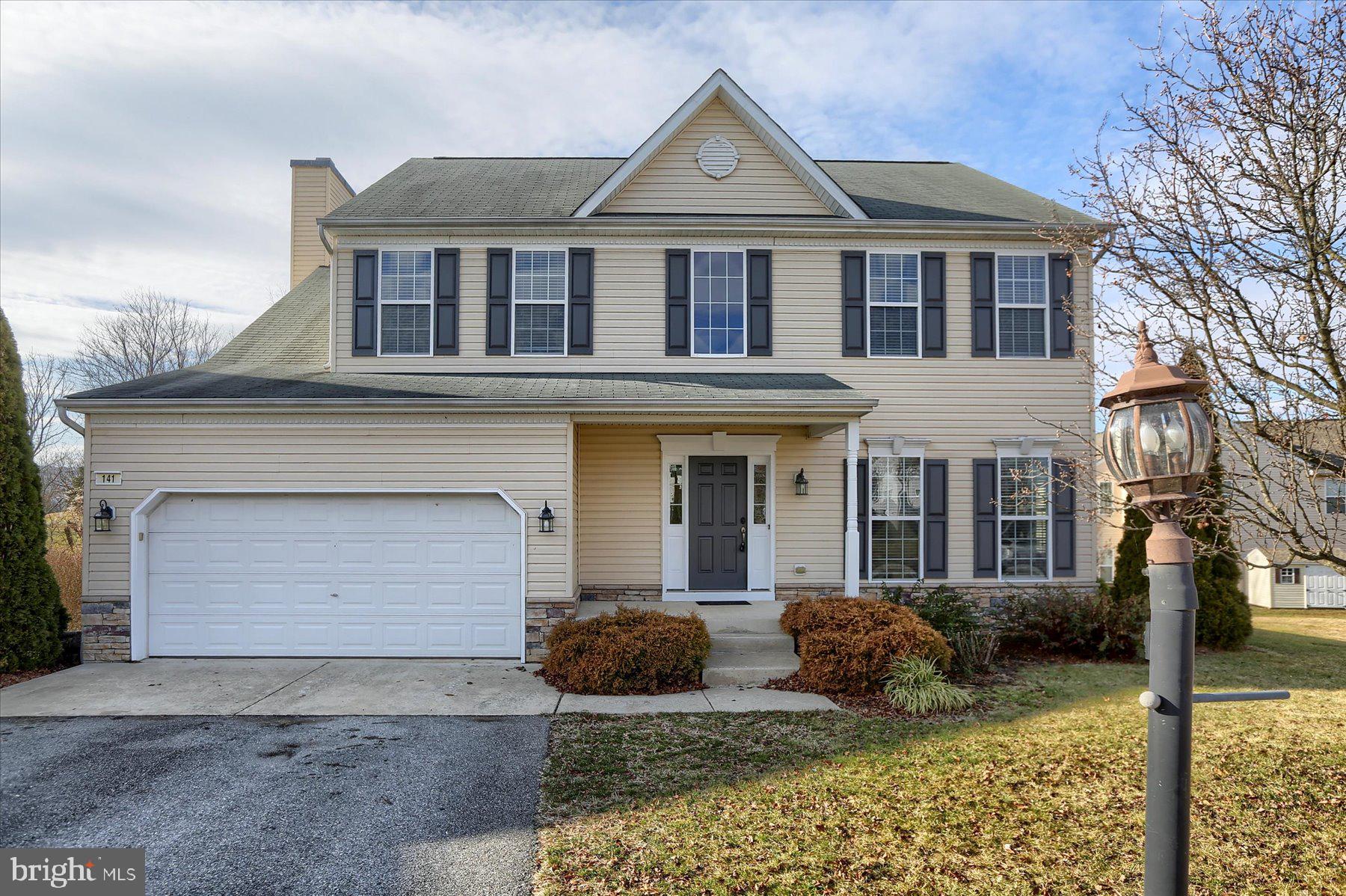 HOLLY HILLS - Residential