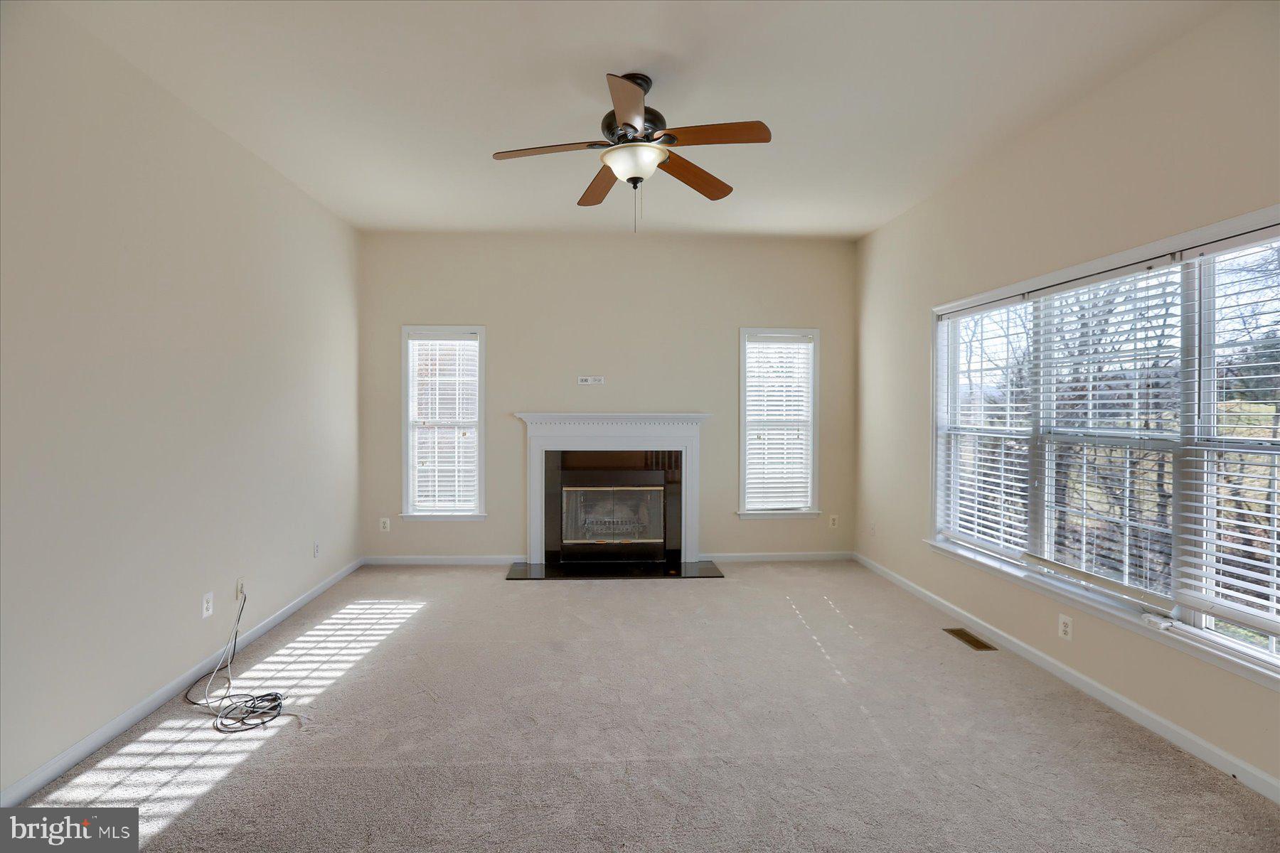 HOLLY HILLS - Residential