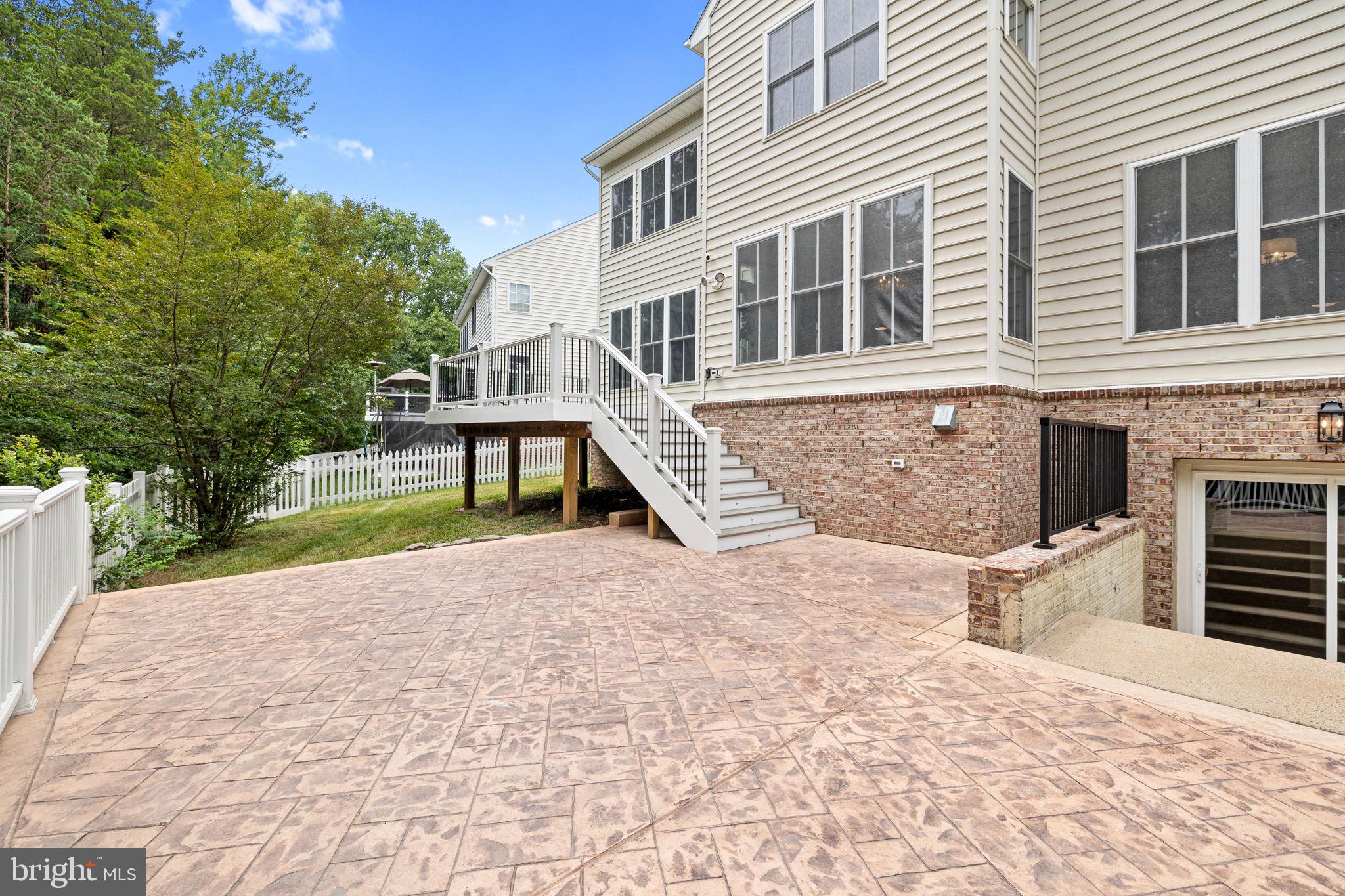 NEW BRISTOW VILLAGE - Residential