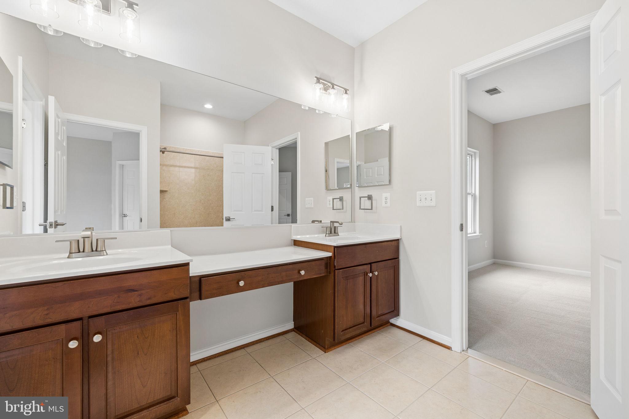 NEW BRISTOW VILLAGE - Residential