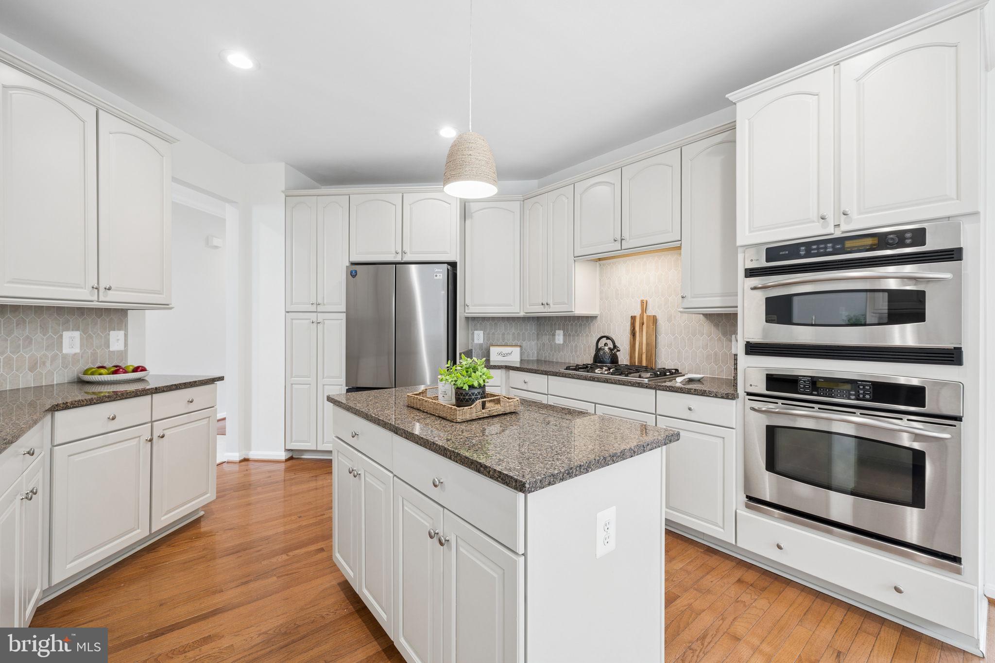 NEW BRISTOW VILLAGE - Residential