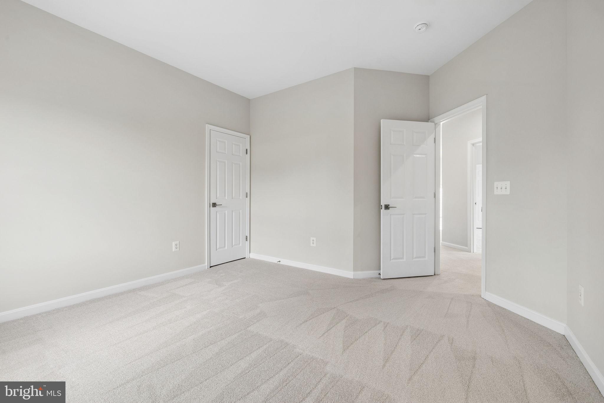 NEW BRISTOW VILLAGE - Residential