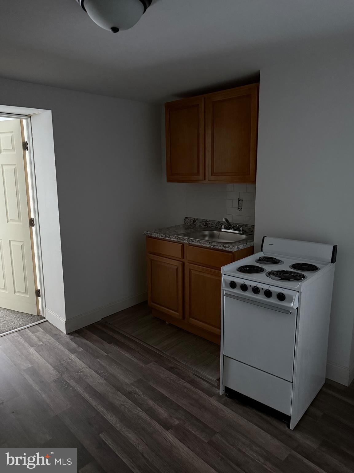 COBBS CREEK - Residential Lease