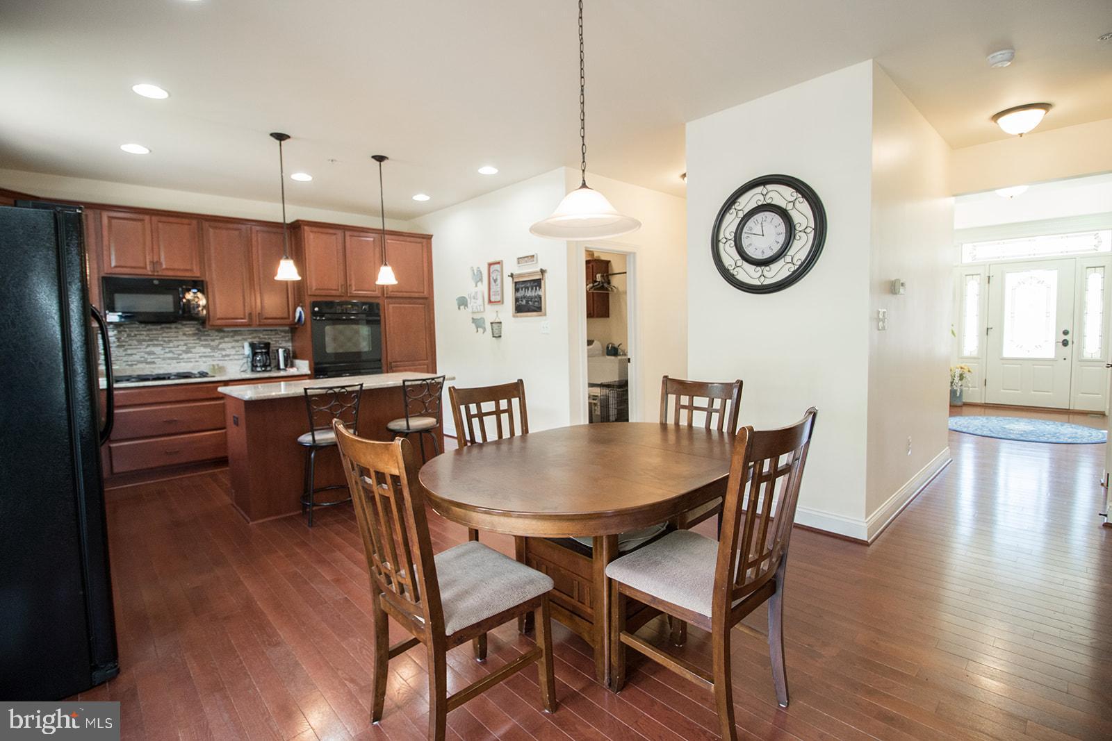 ESTATES AT JOY CHAPEL - Residential