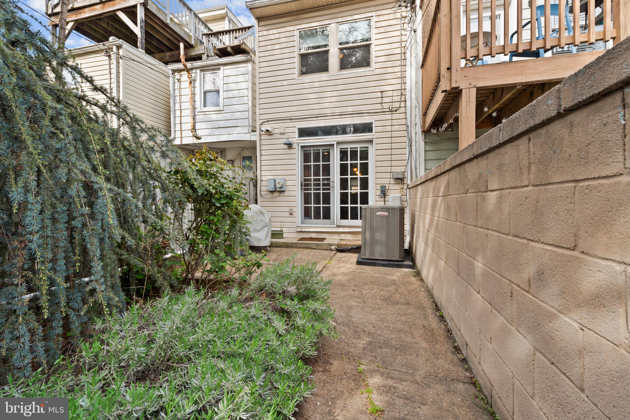 FEDERAL HILL HISTORIC DISTRICT - Residential