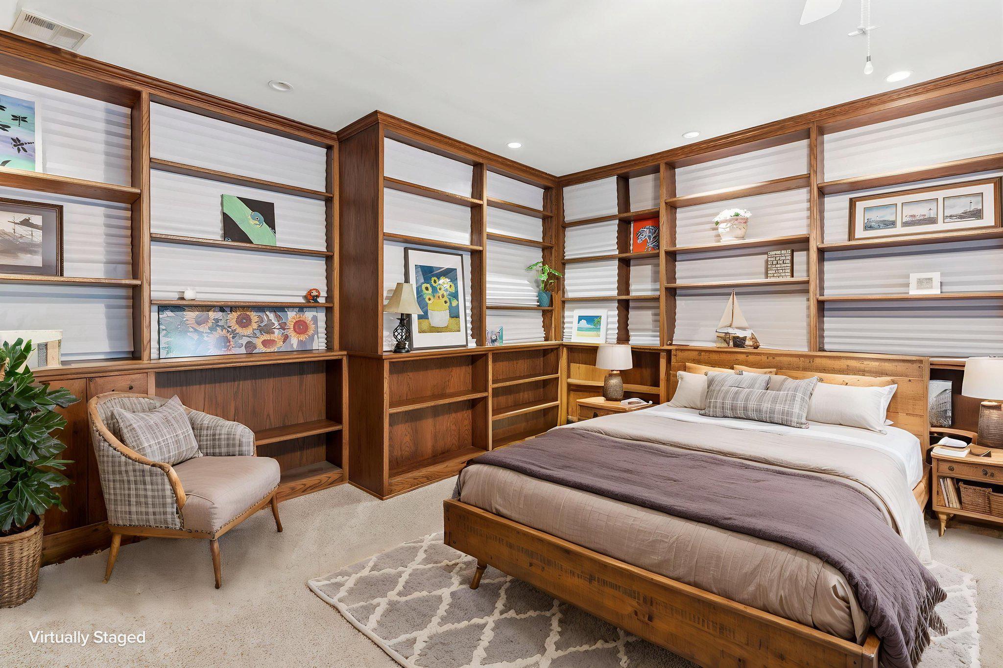 HAMPTON FOREST - Residential