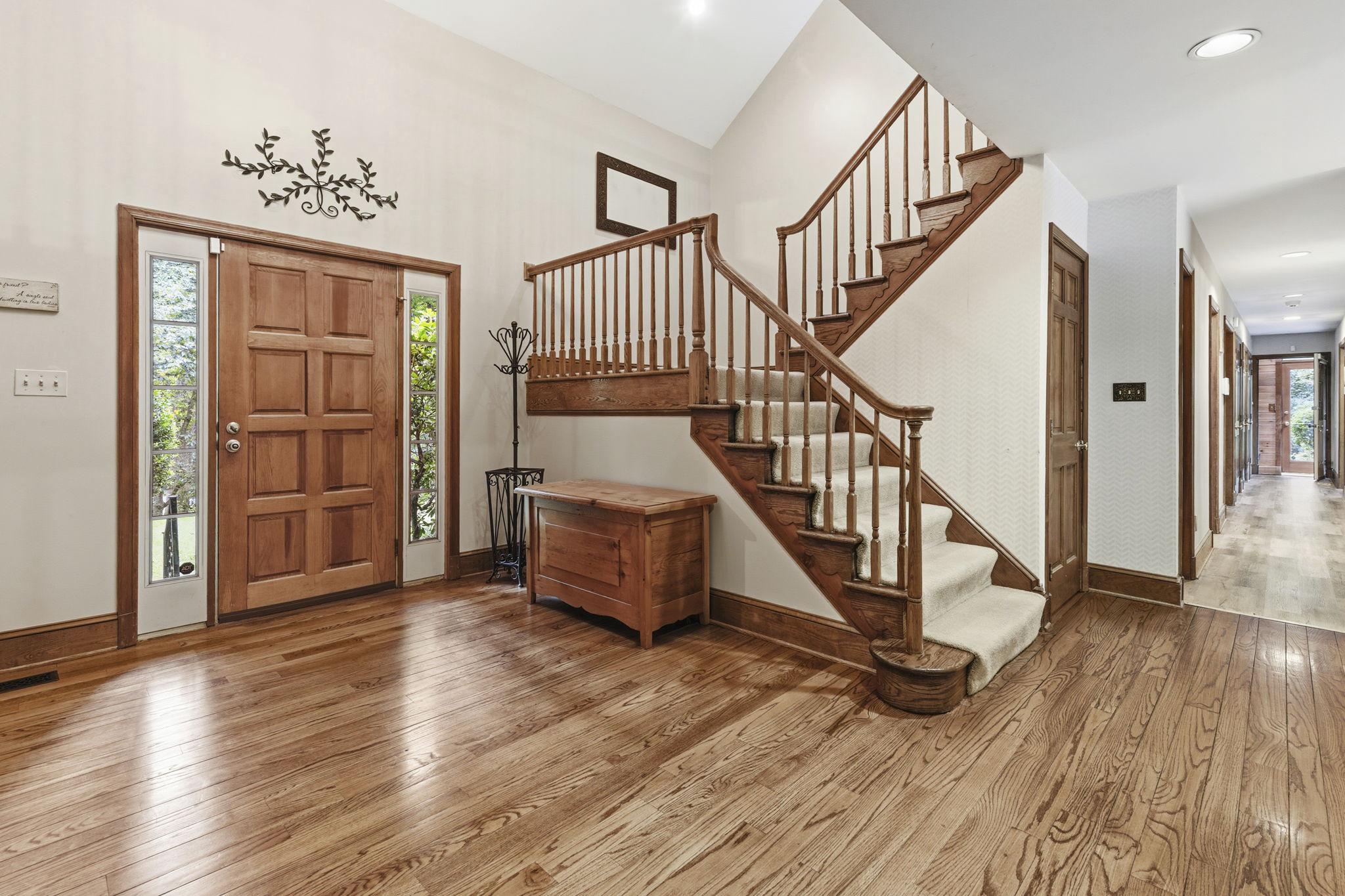 HAMPTON FOREST - Residential