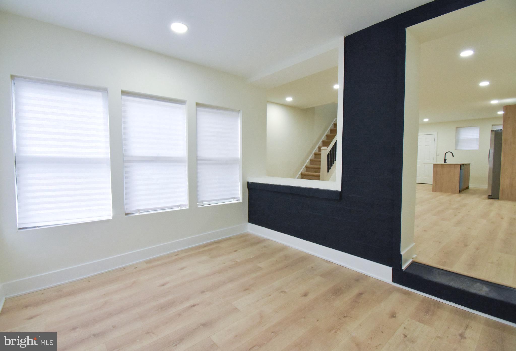 GERMANTOWN (EAST) - Residential